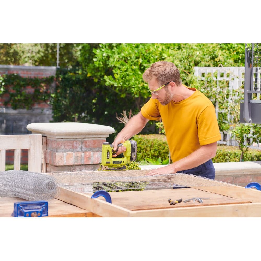 Аккумуляторный степлер Ryobi ONE+ R18ST50-0  без аккумулятора в комплекте 5133004496 — фото 6