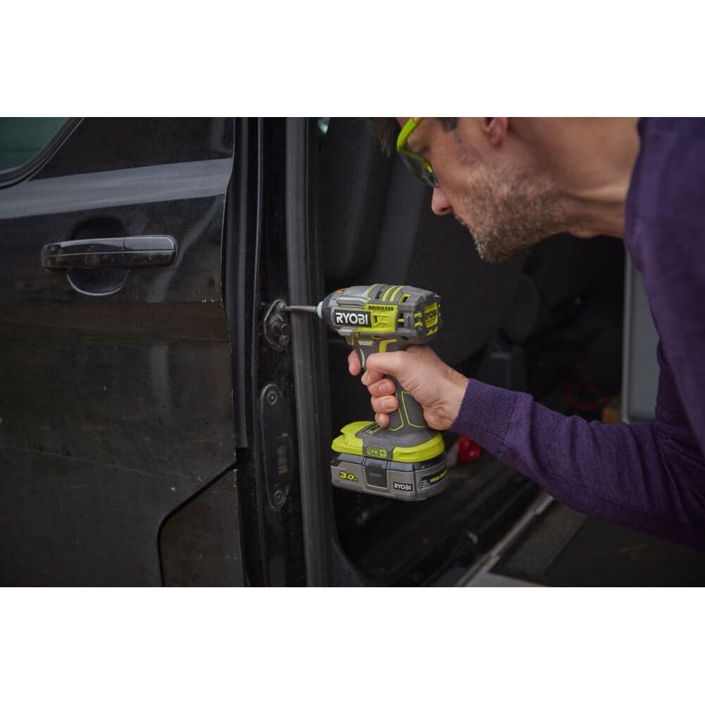 Импульсный бесщеточный винтоверт Ryobi ONE+ R18IDBL-0 без аккумулятора в комплекте 5133002662 — фото 10
